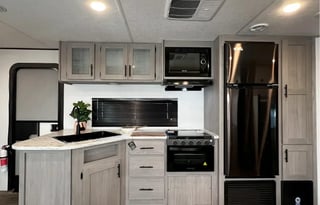 2024 Dutchmen RV Coleman Lantern 263BH