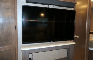 2017 Thor Motor Coach Windsport 35M