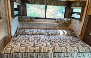 Beautiful, Spacious, Easy Driving Winnebago!