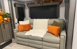 2022 Keystone RV Montana 3761FL