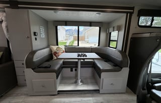 2026 29ft Coachmen 26MB - Sleeps 6