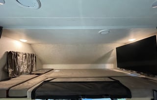 Easy Alaska RV for Couples & First-Timers