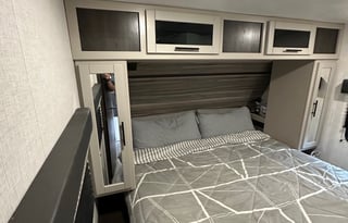 2022 Cruiser Aire 33BHB - Big Family RV Rentals