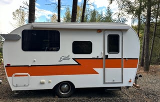 Melissa’s Shasta Airflyte 12ft Retro Can Ham