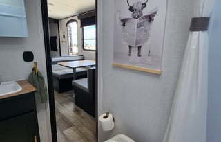 The Cozy Farmland Family Camper 2023