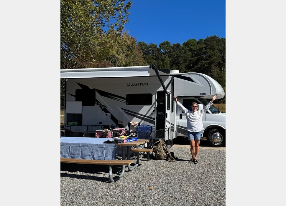 Class C Motor Home rentals in Ellerlise