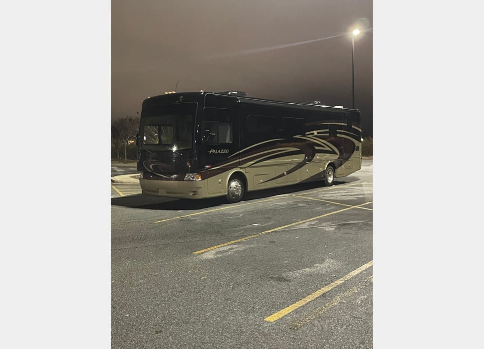 Class A Motor Home rentals in MIAMI