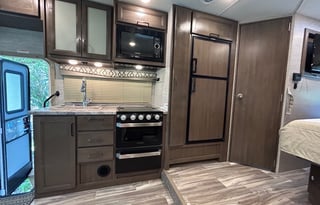 2021 Thor Motor Coach Four Winds 24F