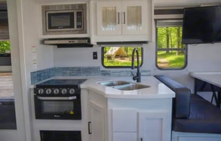 A01 - 10 Person w/ Bunk - The RV Rental Factory