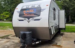 2022 Palomino Puma 33THDS