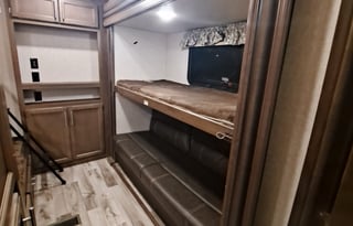 2019 Keystone RV Cougar 32BHS