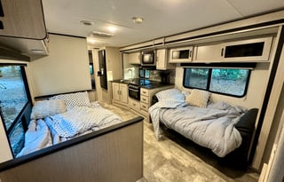 2023 Coachmen RV Apex Ultra-Lite 300BHS