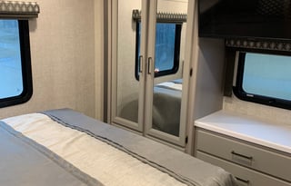 2023 Thor Motor Coach Quantum LF31