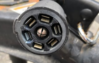 Cozy off-the-ground sleeper with kitchen