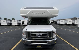 2023 Entegra 24B w Unlimited Miles Optn + Starlink