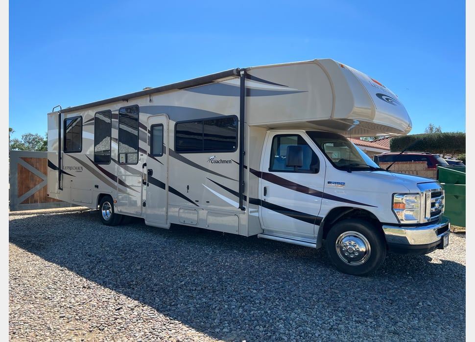 Class C Motor Home rentals in Vista