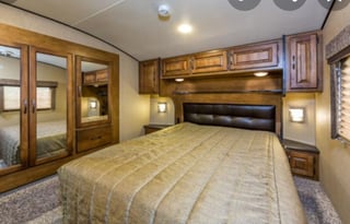 2017 Grand Design Reflection 323BHS