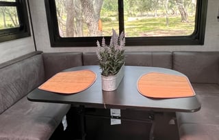 Luxury new spacious camper near Myakka State Park