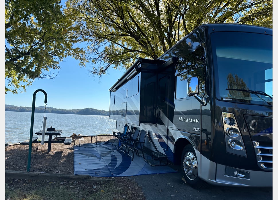 Class A Motor Home rentals in Farragut