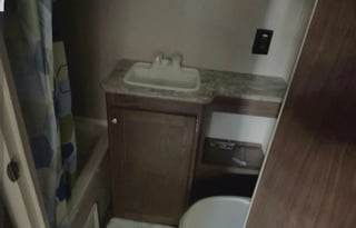 Adventure-Ready Bunkhouse Camper | Sleeps 6
