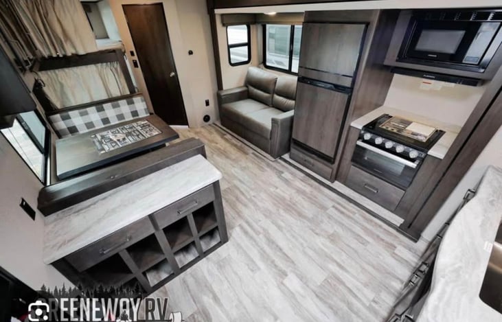 Spacious kitchen/living area layout