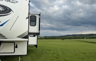 2022 Forest River RV Cherokee Arctic Wolf Suite