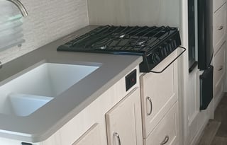 2021 Winnebago Outlook White Edition * Solar*Airpo