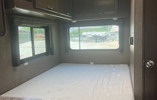 2020 Thor Motor Coach Freedom Elite 23H