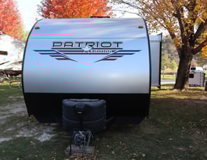 Forest River RV Cherokee Grey Wolf 26DBH