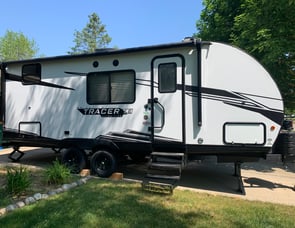 Prime Time RV Tracer 200BHSLE