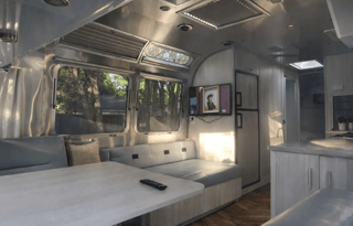 Pearl – A Refined Airstream Escape with Space