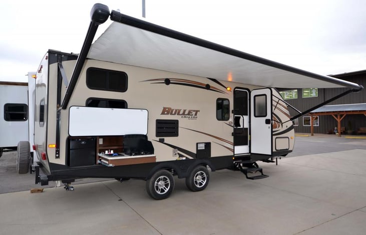 2015 Keystone Bullet | RVshare