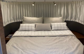 Glamping in the DMV-'22 Airstream Globetrotter