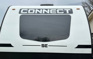 2 bdrm Camper with 2 A/C units!