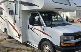 Easy Handling, Epic Adventures! 21 FT Motorhome