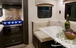 2019 Venture RV SportTrek 252VRD