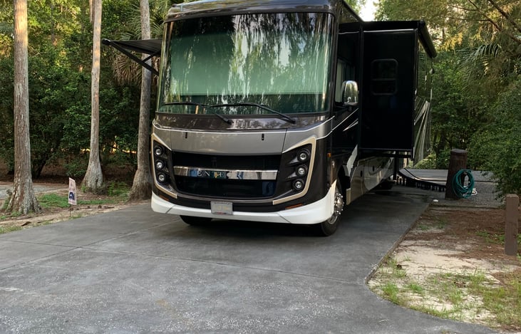 38.0 Emblem 36T Class A Motor Home | RVshare