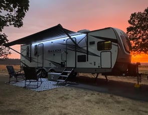 Forest River RV Salem Hemisphere 270FKS