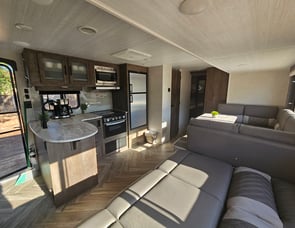 Forest River RV Wildwood X-Lite T282QBXL