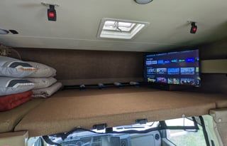 Free Wifi | Easy to Drive | Sleeps 7 | Big Battery