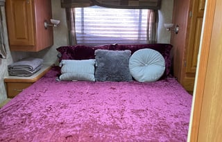 2004 Coachmen RV Leprechaun 315SS