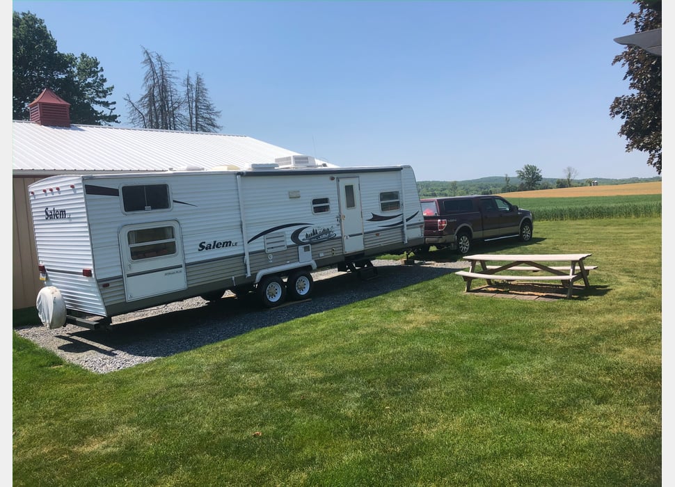 Travel Trailer rentals in Newark
