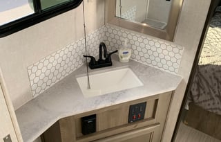 2021 Forest River Surveyor Legend 296QBLE