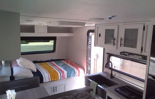 2023 Dutchmen RV Coleman Rubicon 1628BH