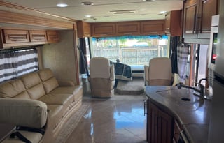 2015 Coachmen RV Encounter 36BH