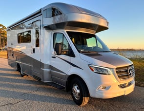 Winnebago View 24D