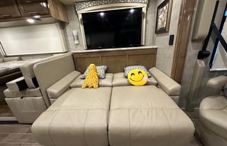 Beautiful Class A. We deliver setup at your site .