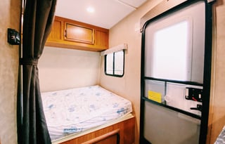 Ultra-Lite OFF-ROAD Camper | Solar | DISCOUNTED!