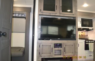 2022 Venture RV SportTrek ST327VIK