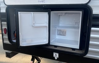 Sandy Cheeks RV Rentals Coleman(Delivery Only )